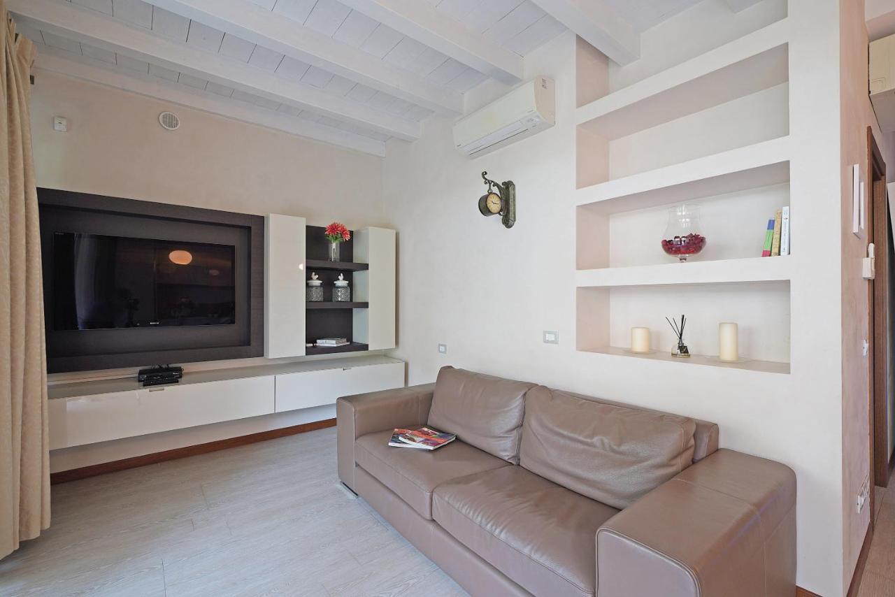 Giulia Luxury Apartment Sirmione Ngoại thất bức ảnh